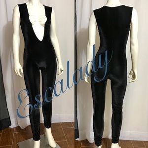 Black velvet jumper deep front